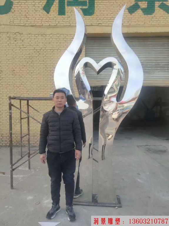 不銹鋼醫(yī)院雕塑制作過程 醫(yī)院雕塑半成品3 不銹鋼醫(yī)院雕塑制作過程 醫(yī)院雕塑半成品3